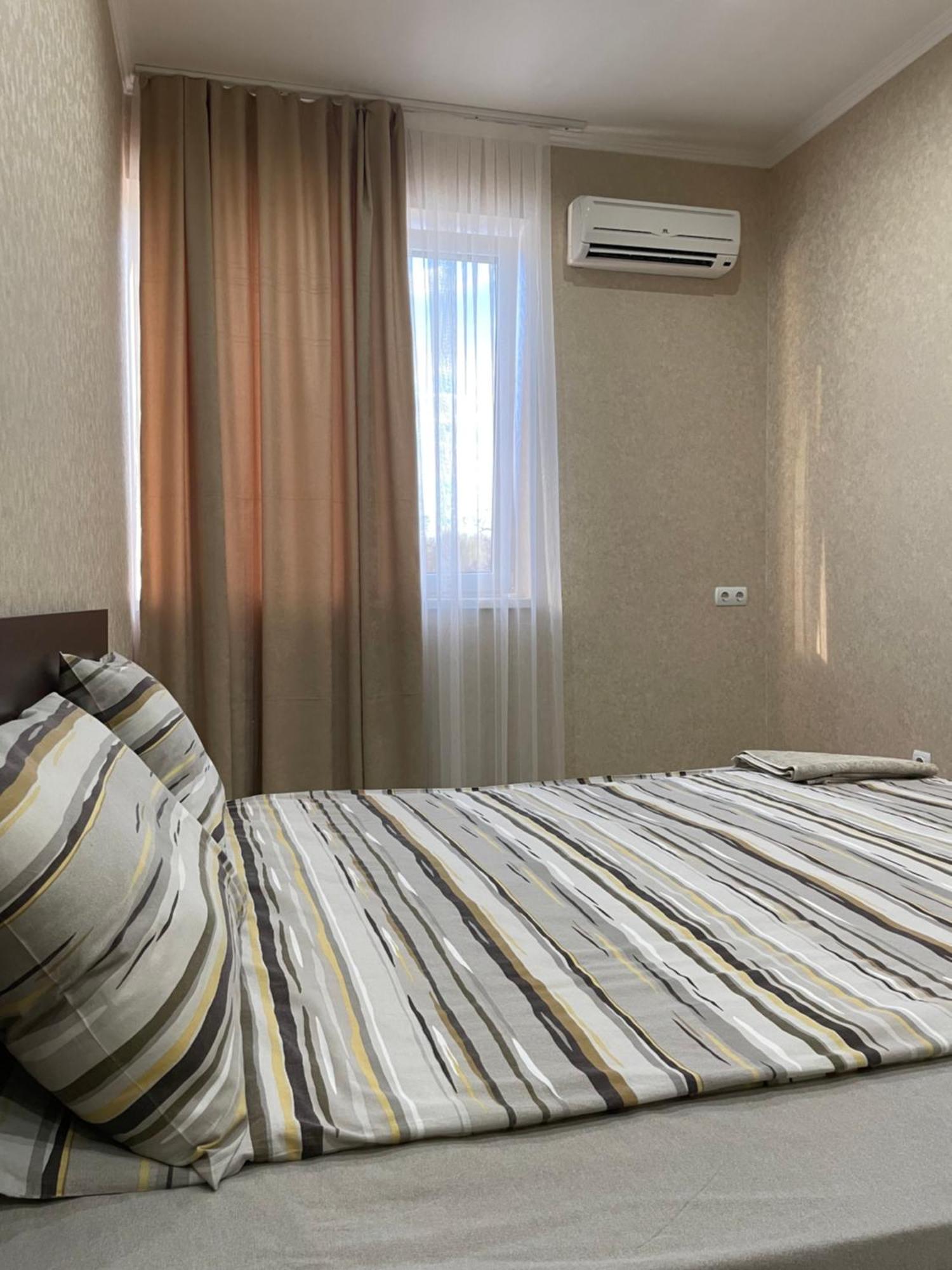Mini Hotel Leon Lalovo Dış mekan fotoğraf