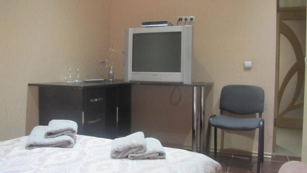 Mini Hotel Leon Lalovo Dış mekan fotoğraf