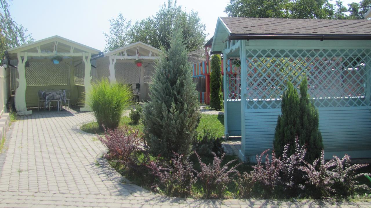 Mini Hotel Leon Lalovo Dış mekan fotoğraf